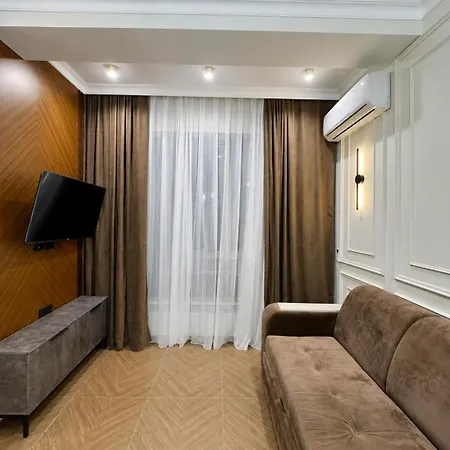 V Aparthotel Odesa